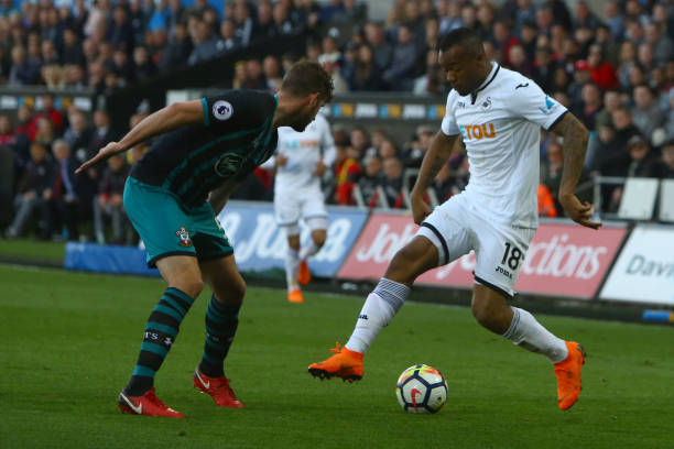 中表现出色 中表现出色