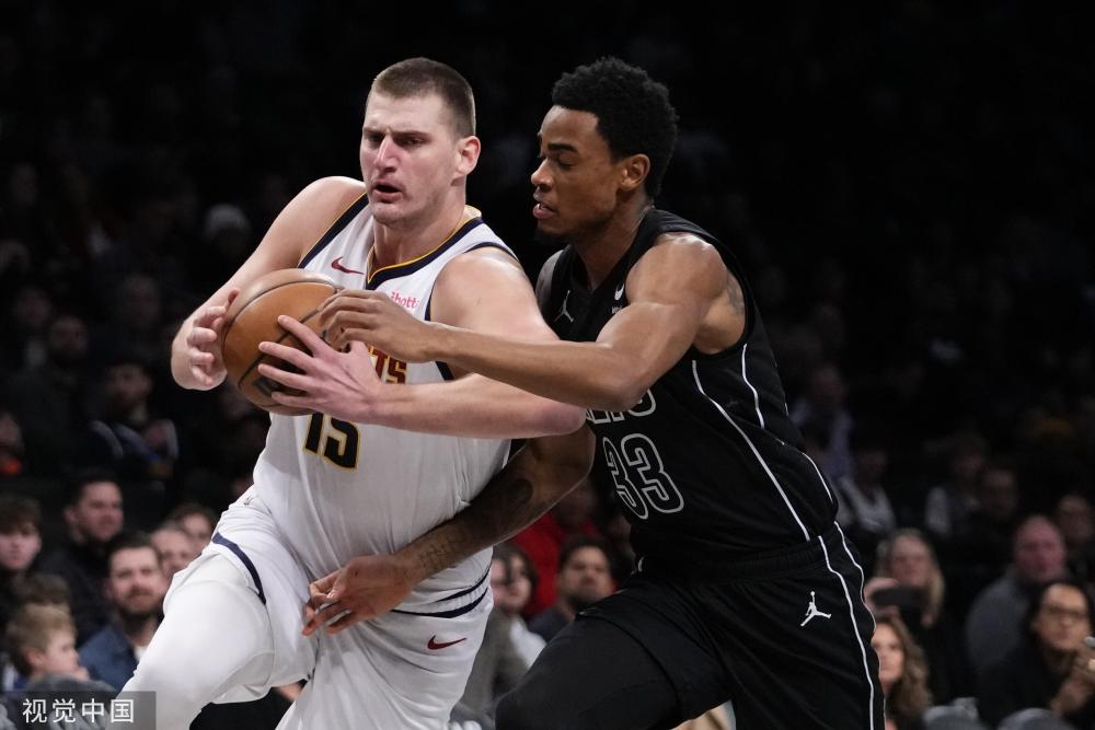 而全红婵则 而全红婵则