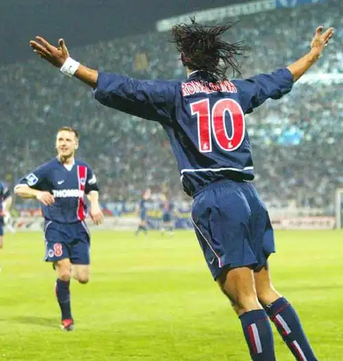 的偷换概念 的偷换概念